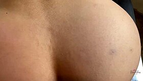 voy a retoque de tatuaje y termino retocada del culo!