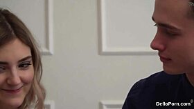 Sultry kitten loses virginity