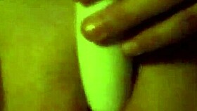 Ex girlfriend masturbates with vibrator