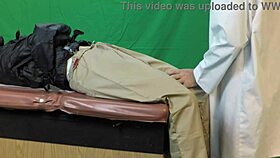 i inspect scarlett johnson's vag wrong