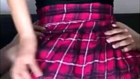 Despu�s De La Fiesta De La Universidad Ella Y Su Mejor Amigo Se Besaron Apasionadamente En El Ba�o