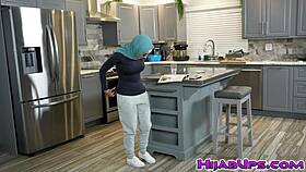 Can Peter Green's raging shaft really test Violet Gem's tight pussy?