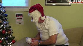 Curvy Milf Ashley Dresses As Bad Santa For Suggestive Christmas Blowjob
