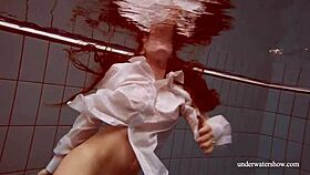 Babe Lola Swims Underwater With Her Big Natural Tits