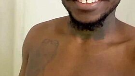 Masturbating With Mirror Selfie