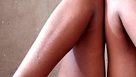 AFRICAN BIG ASS SMALL 18+ TITS