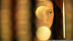 Bolly babe looks quite gorgeous