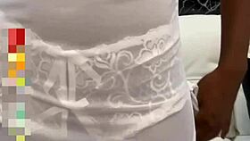 Flaquita Maniática Se Revienta El Culo Con Un Dildo Gigante