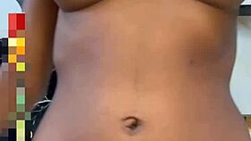 Flaquita Maniática Se Revienta El Culo Con Un Dildo Gigante