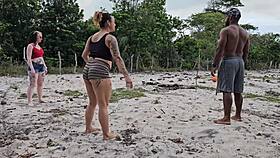 BATENDO BOLA NO CAPINHO COM MEU VIZINHO PERDEMOS O CUSINHO