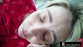 Pov - Presente Do Marido Corno - Gift From The Cuckolded Husband