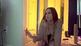 Italian horny milf artemisia love smoking a cigarette while wearing sexy high heels