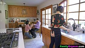 Familyorgasm - old man fucks daring daughter and wife while cooking spaghetti
