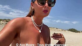 bukkake geant - sur une plage public je fais jouir 20 inconnus dans ma bouche et je me fais recouvrir de sperme