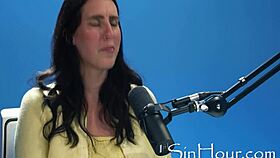 Babe shares passion for kissing in casting interview with cadence lux