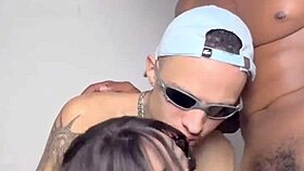 Eu E Minha Mina Caímos Na Quebrada Errada E Tivemos Que Aguentar A Rola Do Negão