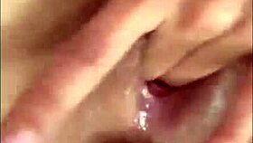 rica masturbada con mi plug en el ano disfrutand de una ma�ana calientita