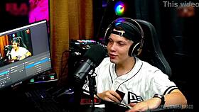 Bi Mejia Colocou Os Peitos Pra Fora E Pediu Pro Ruan Apertar Eles Bem Gostoso Ela Ficou Molhada E Gemendo De Tes�o - P�pum No Barraco