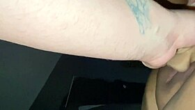 Lee Squirting All Over Dildo