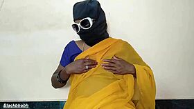 South mallu milf takes big banana in pussy