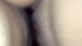 Gostosa fucks outdoor in public