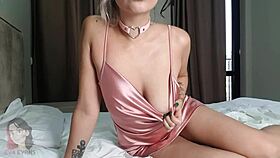 anal violet plug masturbation