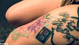 i'm the princess, tied up for foot worship, oh god it's so kinky