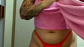 hey, flashing big pussy online