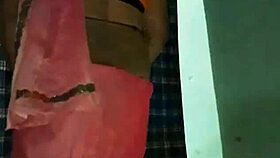 hot shemale performs mujra in saree