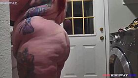 Don prince deepthroats chubby redhead on bbwhighway?