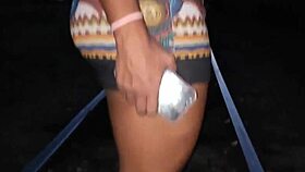 Aventura noturna na ferrovia ela se exibindo e levando uma bela gozada dentro do cuzinho com muita adrenalina pois quase fomos flagrados vagninho e luna oliveira