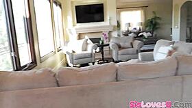 sweet stepsis show her wet pussy