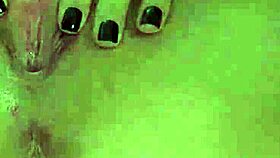 i'm a cute ol' cutie who gushed yello pee on my hi heels while masturbatin'