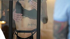 naomi, a 33-year-old medical secretary, chats about her day 😊