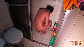 Rebecca Santos shaves her ass while Bibi showers