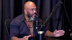 Annie Clementine nervously gets tattooed in group exposure