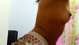 odalisque shakes hips nicely