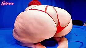 Shaking and spreading all that fat loose booty mama wants to pussy fart on your dick