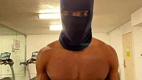 Work out strong biceps and back to lift the ladies during sex