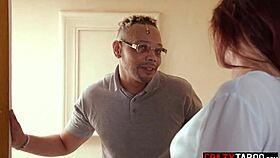 Nagy seggű milf Syren De Mer szabad használatra mindenki számára és durva szexhez