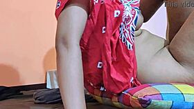 Shy Married Woman Fucks Food Delivery Guy