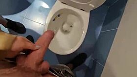 Fucking in the toilet, first time squirting fun