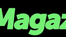 Punk blonde Candy Elektra tongue fucks girlfriend on pinball