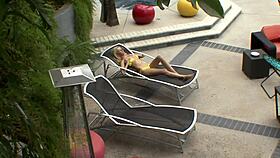 Emily Kae's Cum-Leaking Facial Session