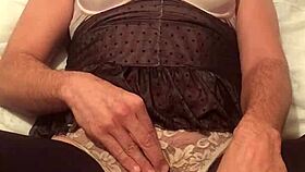 The dirty pissing player unleashes a powerful, intense stream of piss boldly