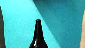 i masturbate richly with a bottle my rich vaginal juices