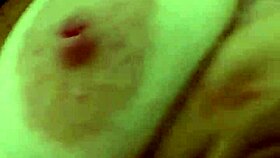 Cewek Eksibisionis Muda 18+ Pamer Tolol di Tempat Umum