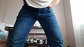 hot secretary masturbates in office