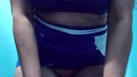 i masturbate richly with a bottle my rich vaginal juices