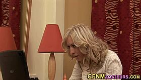 i love watching this milf jerk off clothed